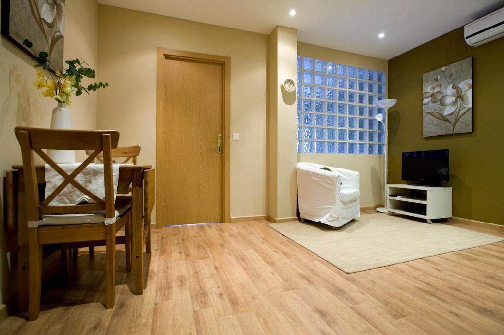 Apartamentos Apr Numancia Μαδρίτη Δωμάτιο φωτογραφία