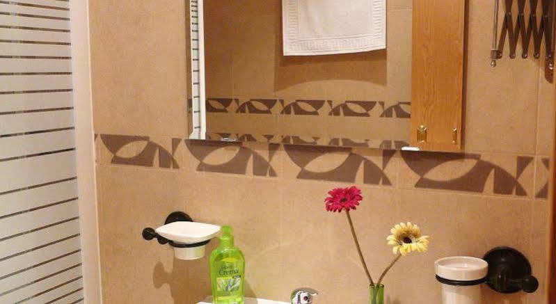 Apartamentos Apr Numancia Μαδρίτη Εξωτερικό φωτογραφία